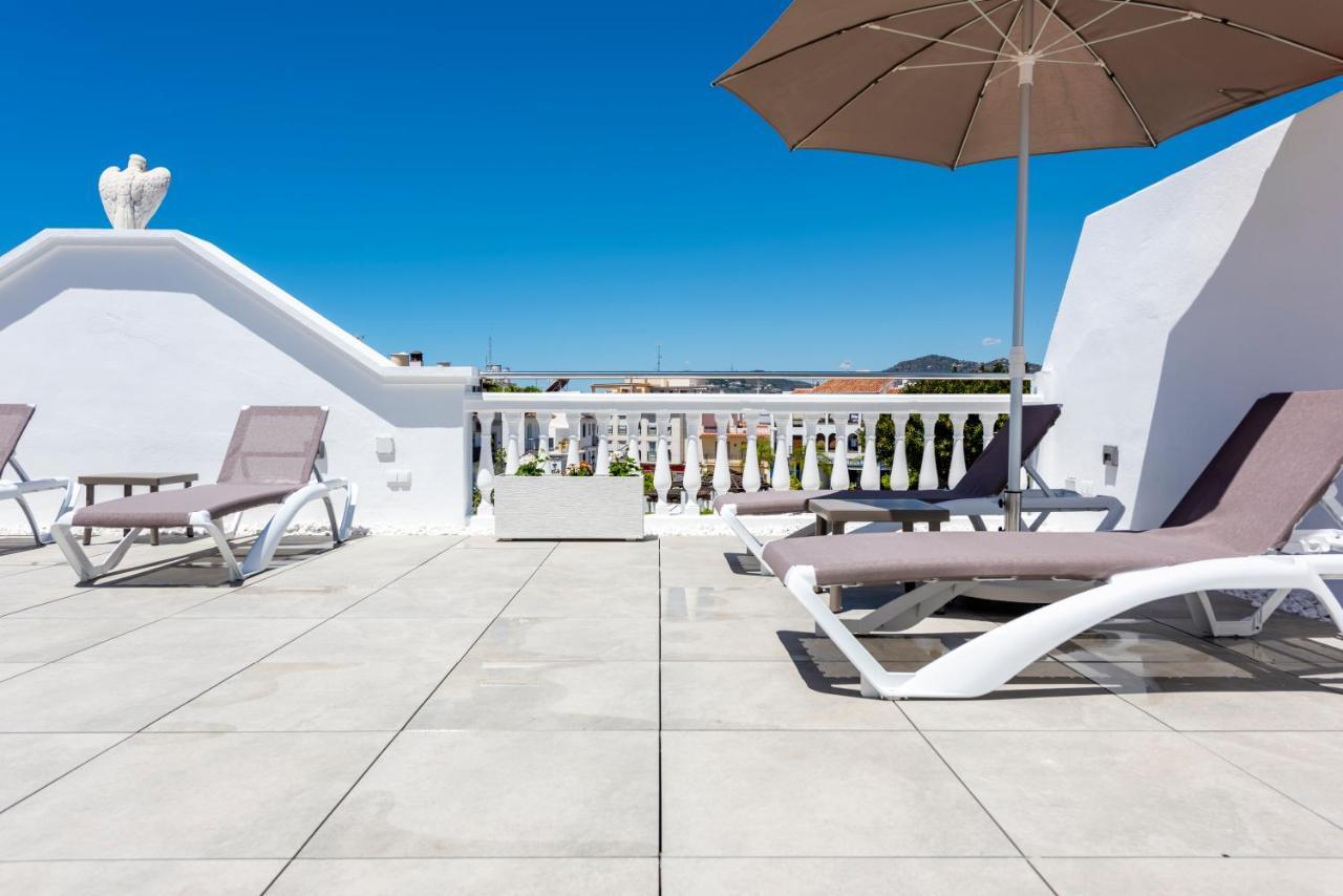 Apartamentos Toboso Plaza Nerja Eksteriør bilde Terrace