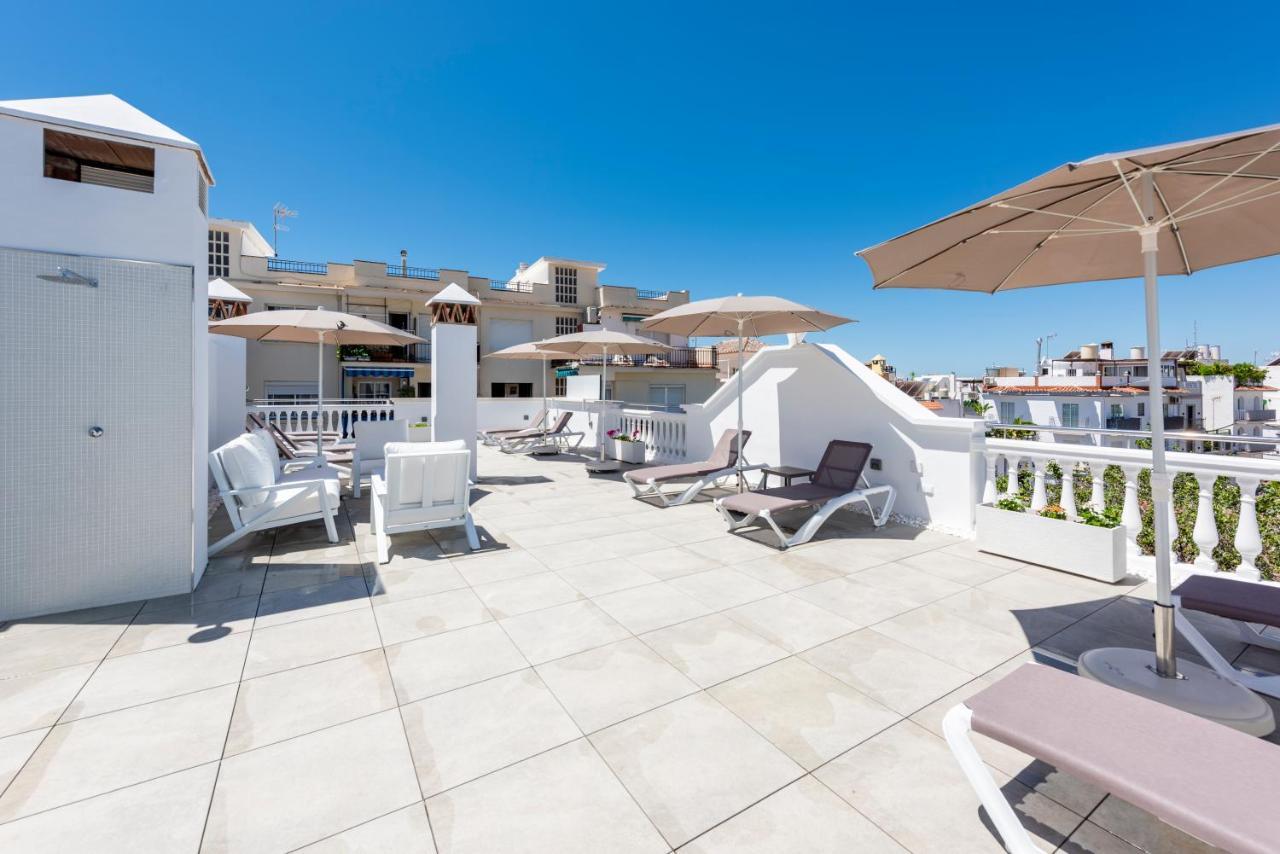 Apartamentos Toboso Plaza Nerja Eksteriør bilde Rooftop terrace